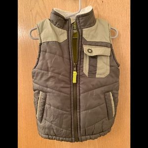 Boy’s sleeveless jacket